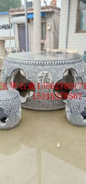 點(diǎn)擊查看詳細(xì)信息<br>標(biāo)題：石凳子石桌 閱讀次數(shù)：2154