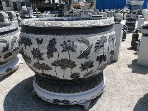 點(diǎn)擊查看詳細(xì)信息<br>標(biāo)題：石缸石花盆 閱讀次數(shù)：3320